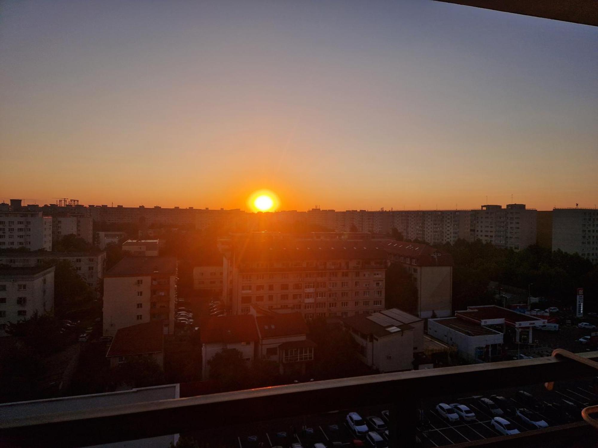 Irema Sunset View Studio Pallady Bucharest Exterior photo